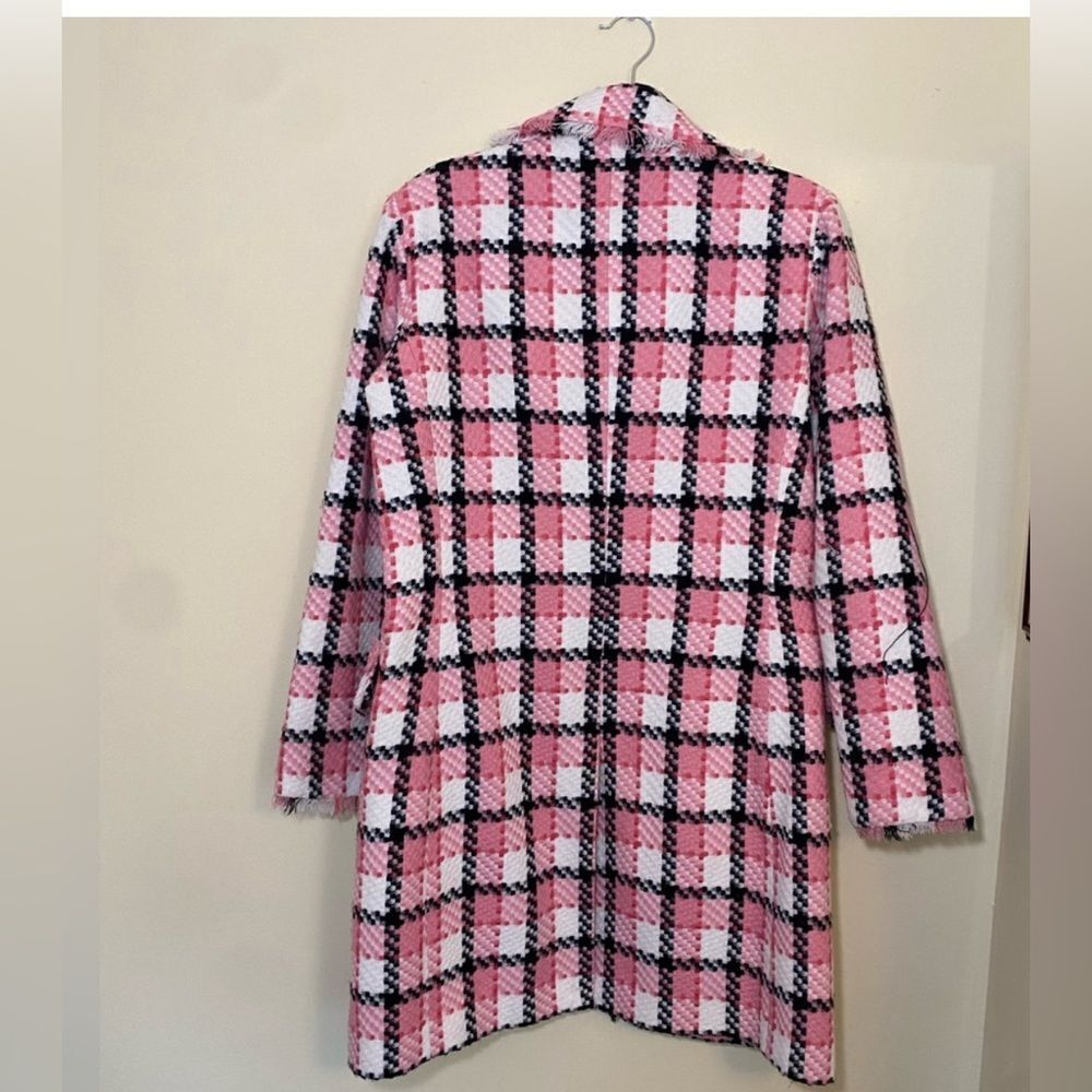 Stylish Pink Plaid Women's Coat - Picture 2 of 3